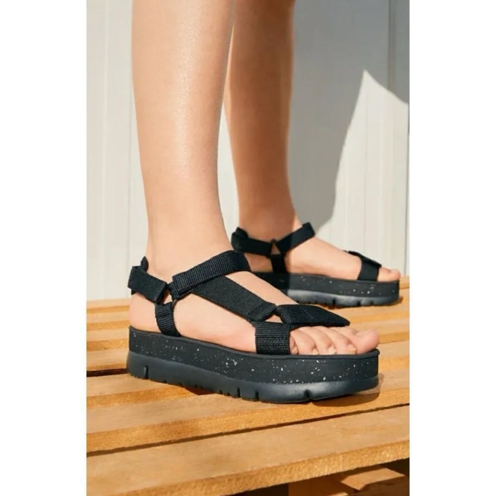 Camper Oruga Up Sandal  in Black Size 36/6